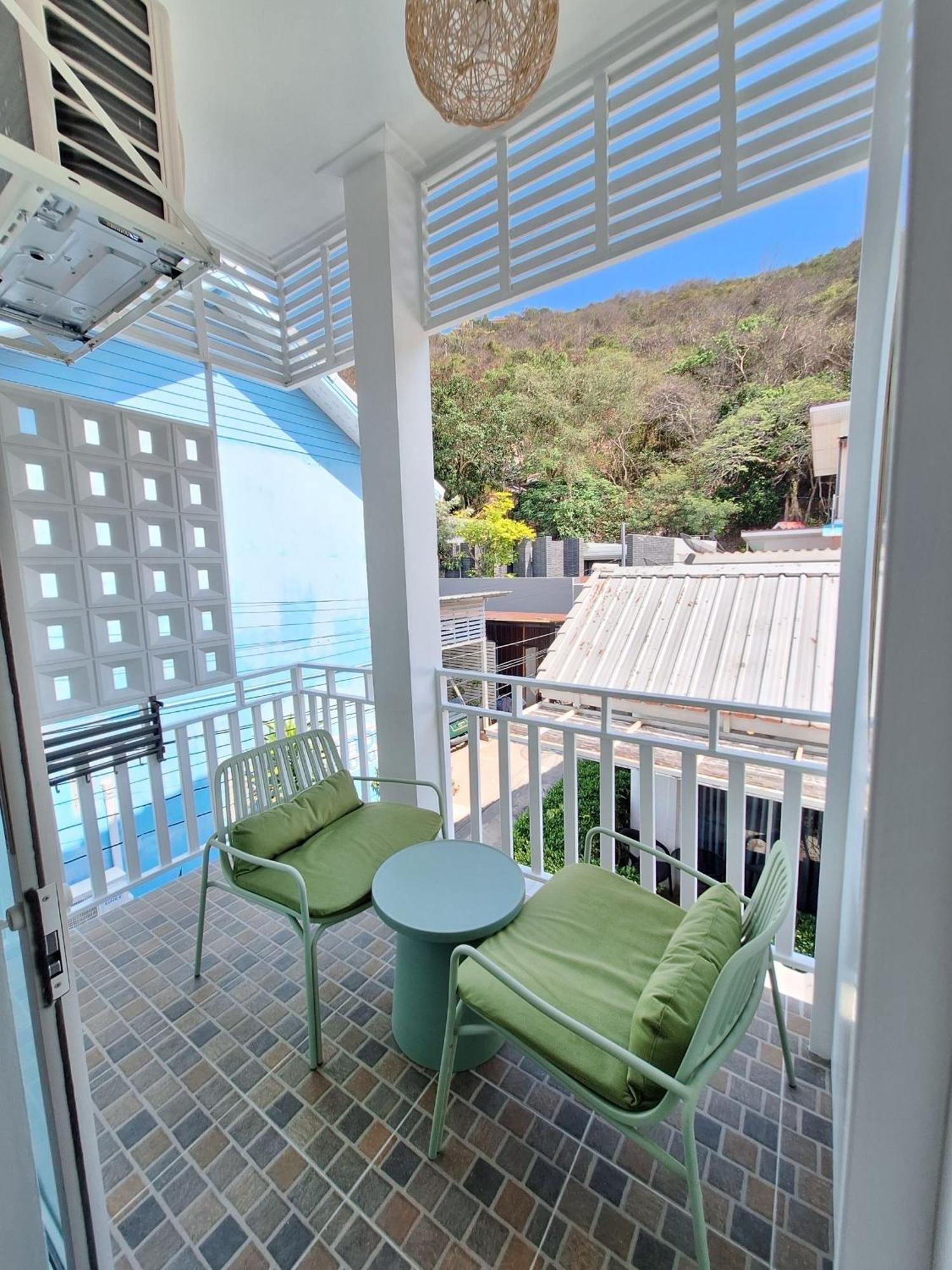 Koh Larn White House Hotel Exterior foto