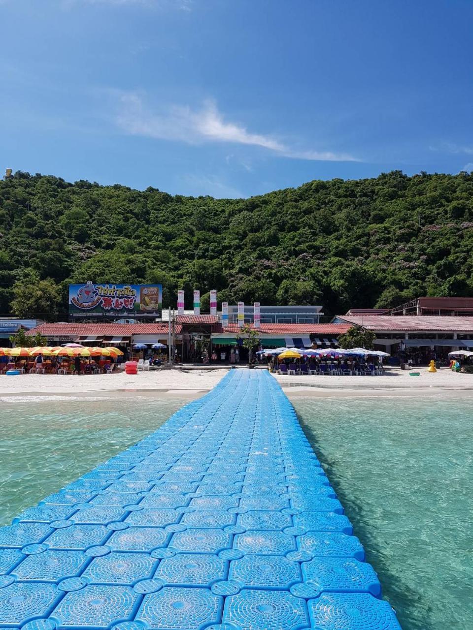 Koh Larn White House Hotel Exterior foto